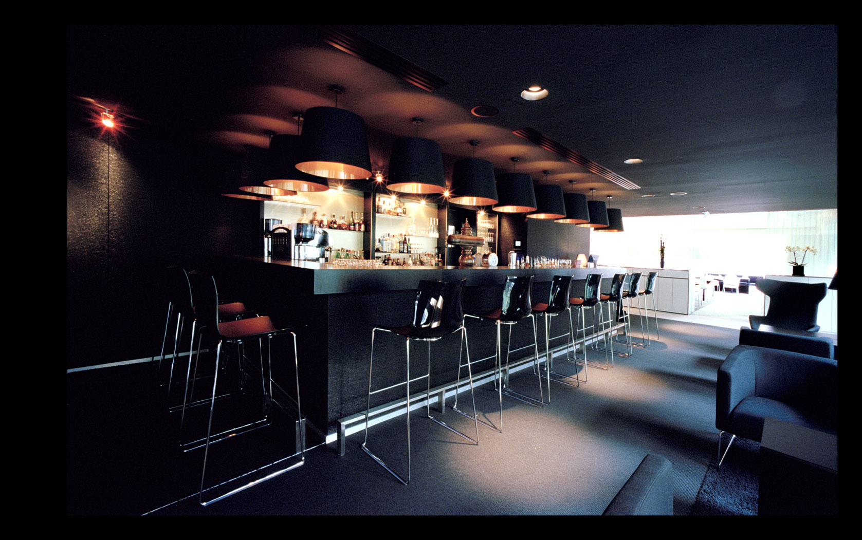 chm 022 black lounge.jpg
